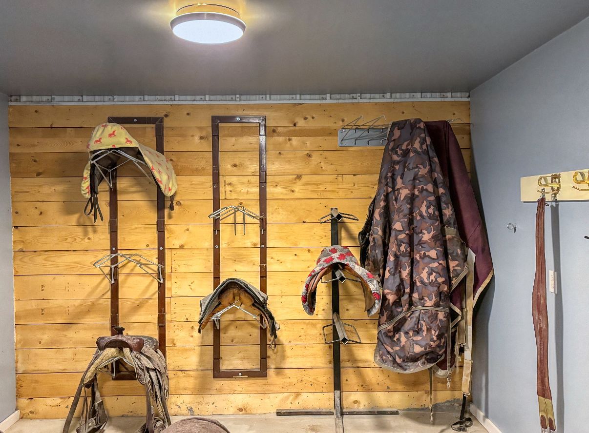 new tack room